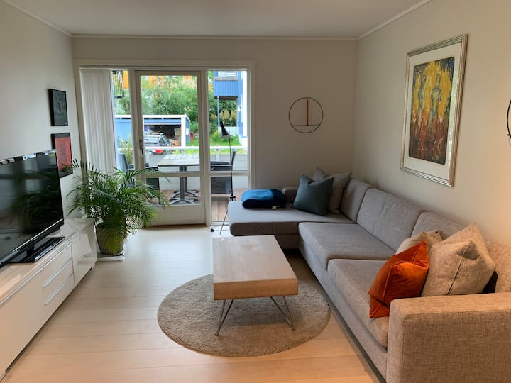 Moderne Leilighet Med Fine Uteplasser I Sentrum - Trondheim