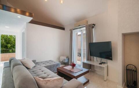 Successful Airbnb property: "ANA" Apartment in Općina Selca