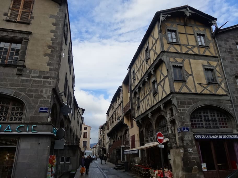 View of the neighborhood.