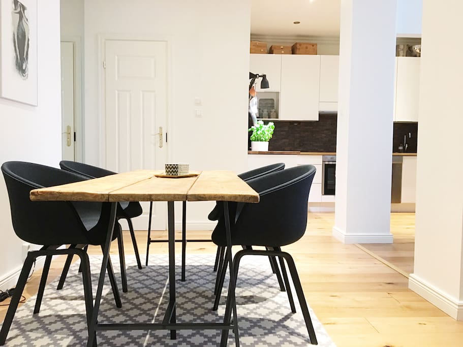 Set the dinner table here and enjoy your evening with home cooked meals.