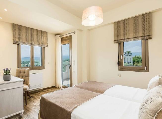 Aelia Residence gallery image 4