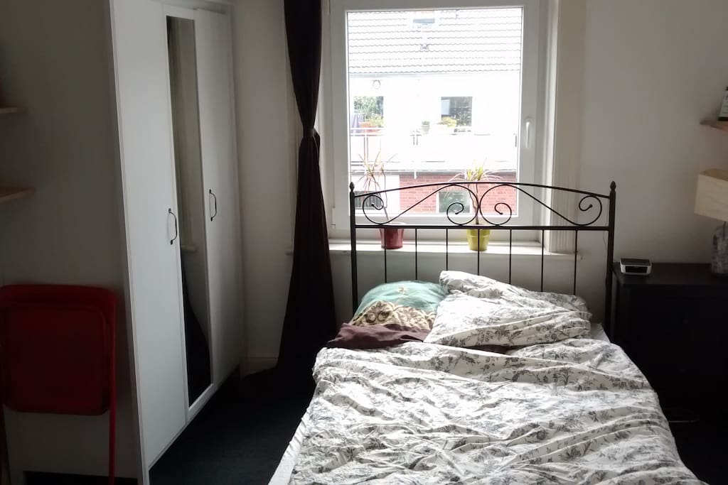 Kleineres Zimmer bzw. Schlafzimmer
