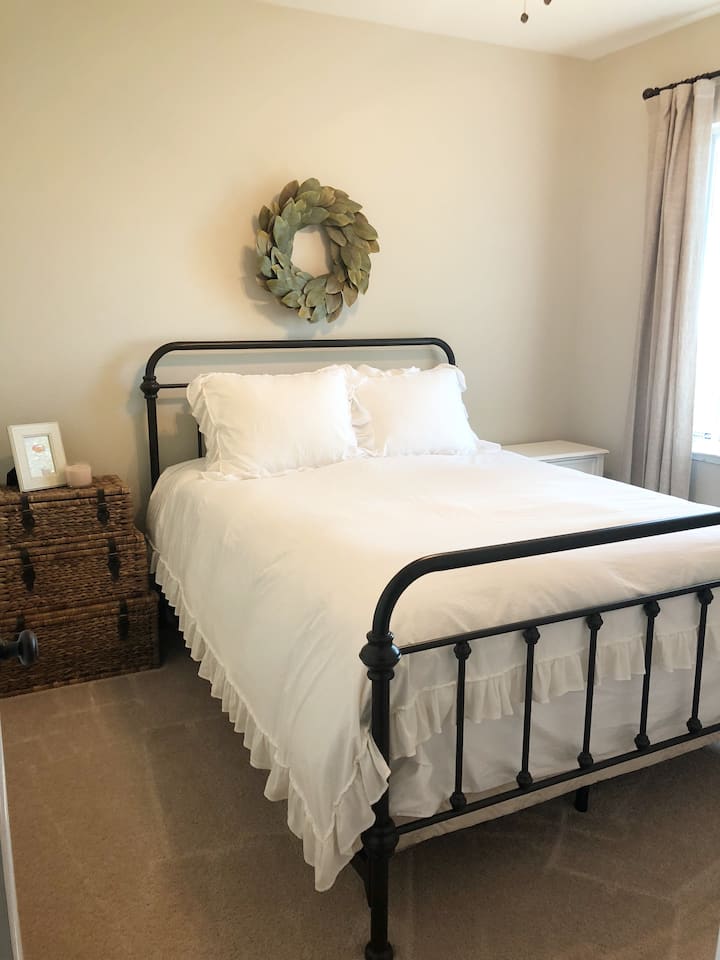 Top 8 Airbnb Vacation Rentals In Lemoore, California Updated 2024
