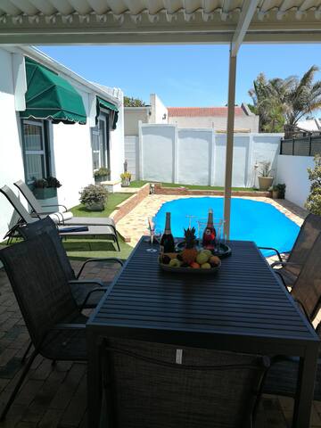 Table View Holiday Home gallery image 4