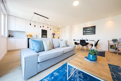 Successful Airbnb property: Sea&old town view! Apt in city center+free parking in Grad Zadar