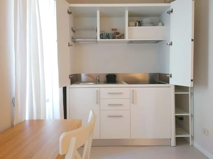 Room With Kitchen In City Center- Hl Depandance - Macerata