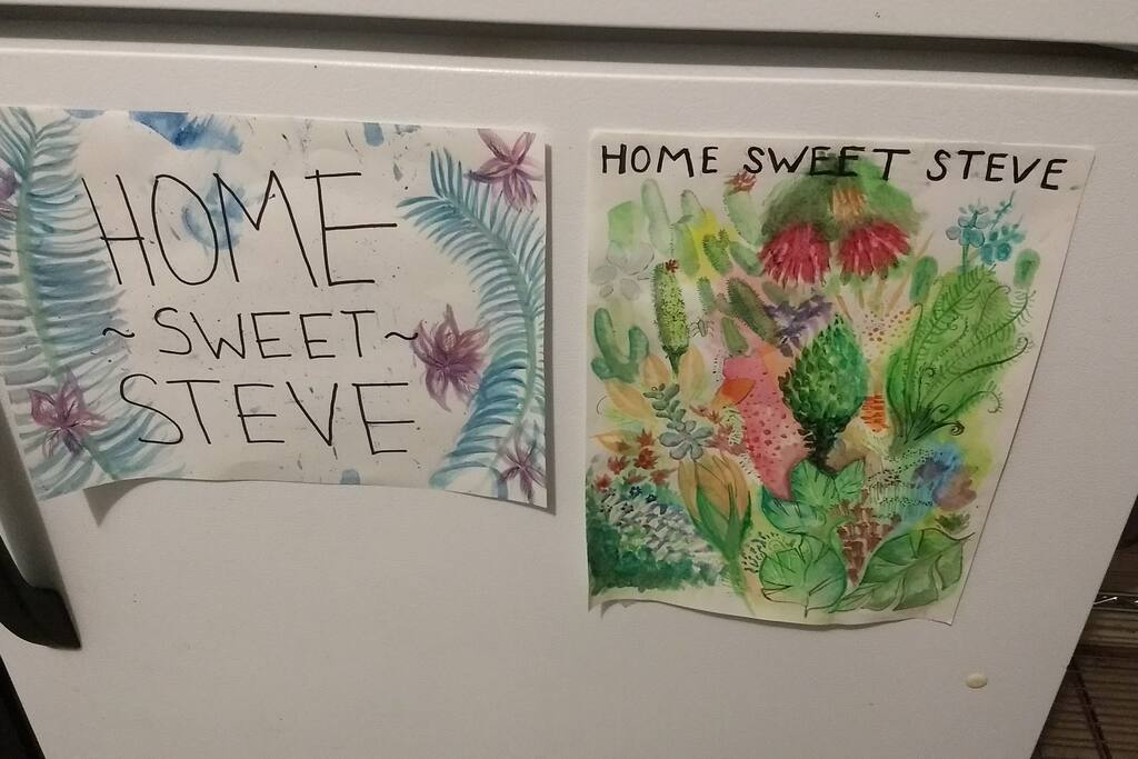 missives from previous guests.