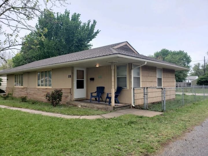 10 Best PetFriendly Rentals In Hutchinson, Kansas Updated 2024 Trip101