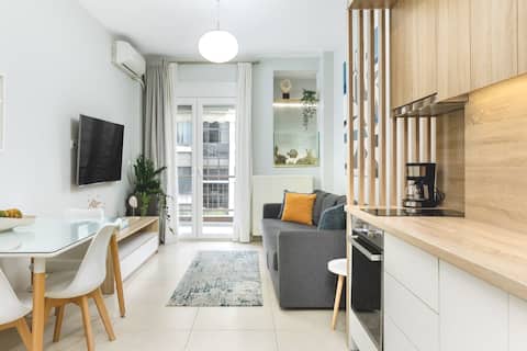Popular Airbnb listing: Mythos #1 apartment (Kalliston) in Δημοτική Ενότητα Θεσαλονίκης