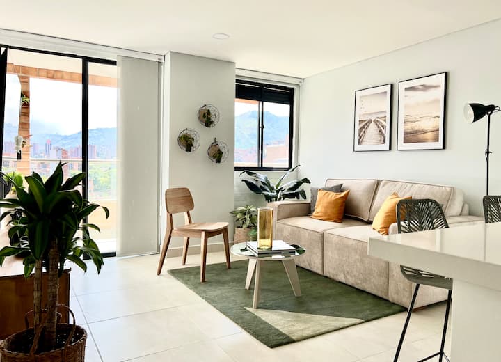 Exclusive and cozy 2 bdr apt in fantastic location Condominiums for Rent in Medellín