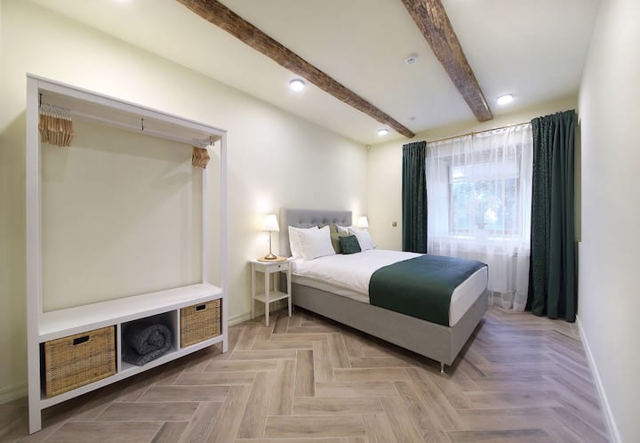 საძინებელი 1