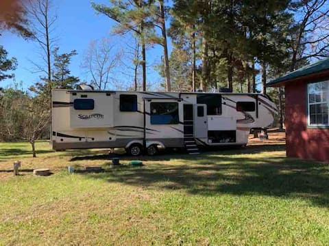 Beautiful Luxury RV in country setting