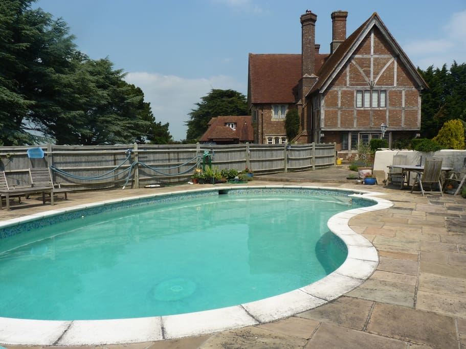 Pool (shared use / summer only)