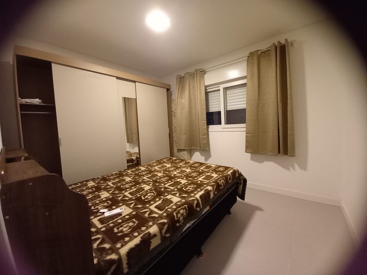 غرفة 2 مع مكيف هواء