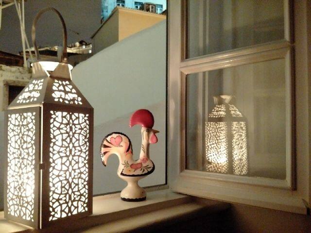 Stunning 100 M2 terrace in ALFAMA gallery image 4