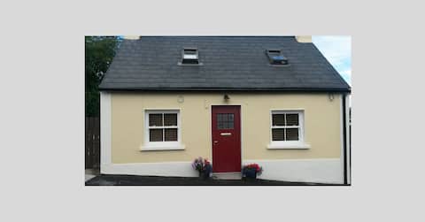 Aunt Maggies Self Catering Cottage Borris