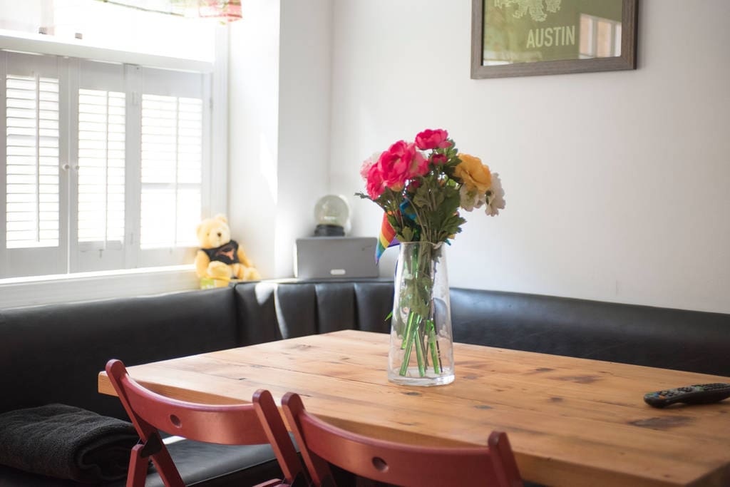 Breakfast room