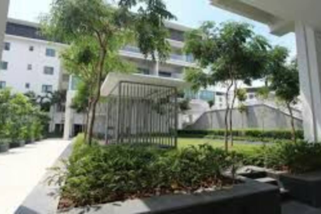 Loft B at the Background. Level 3A Garden