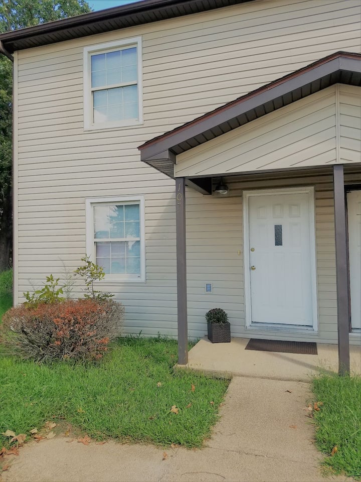 Cozy Home Away One Mile From Fort Leonard Wood Apartments for Rent in