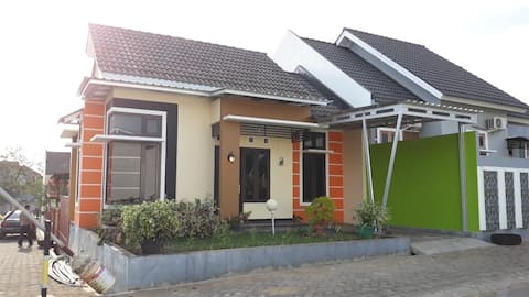Rumah Kenanga Guesthouse Purwokerto