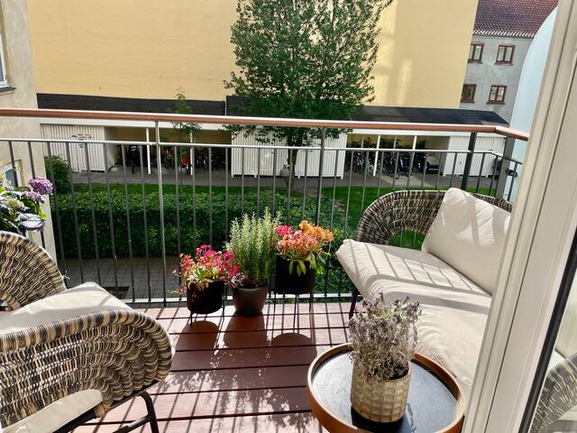 160 m2 børnevenlig centralt ved vandet med balkon gallery image 5