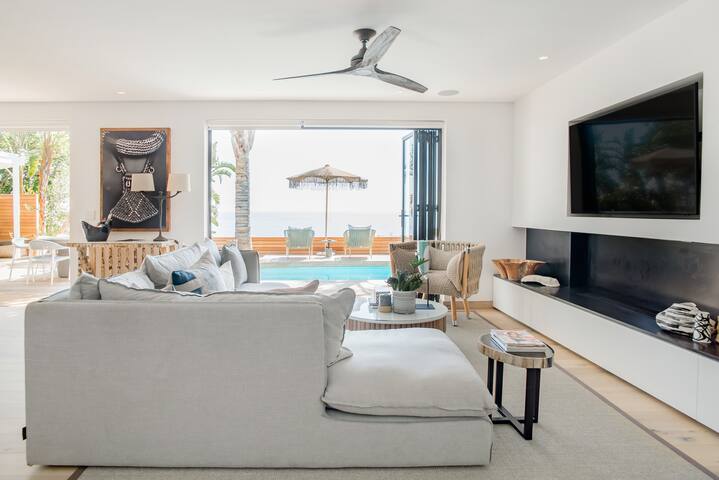 Chic Boutique-Hotel Feel at a Seafront Pad, Clifton gallery image 4