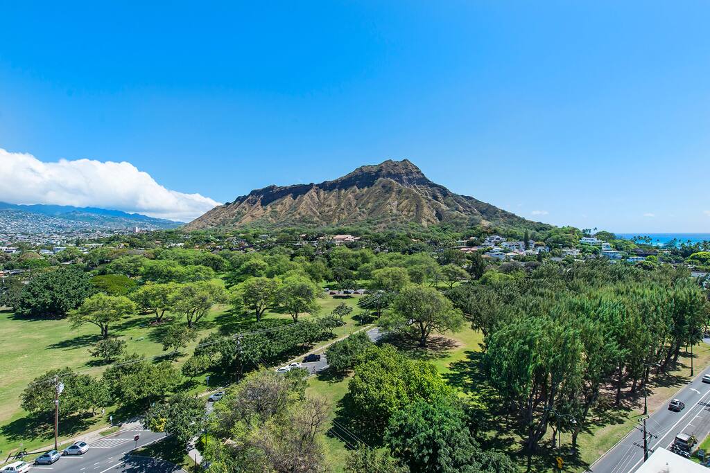 great Diamond Head Volcano view