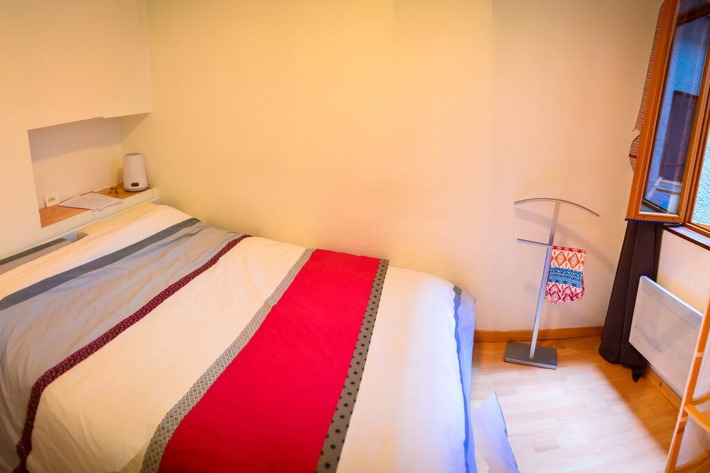 quiet bedroom