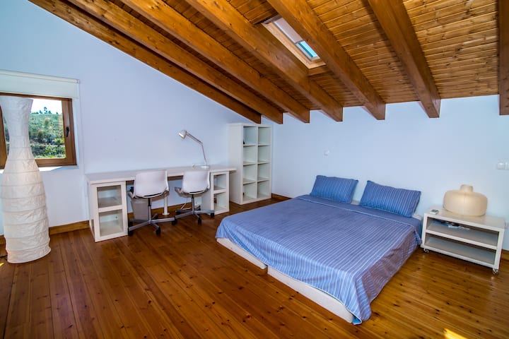 غرفة النوم 1