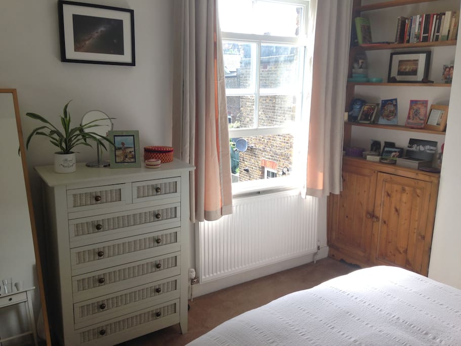Plenty of storage space - wardrobes to the left.