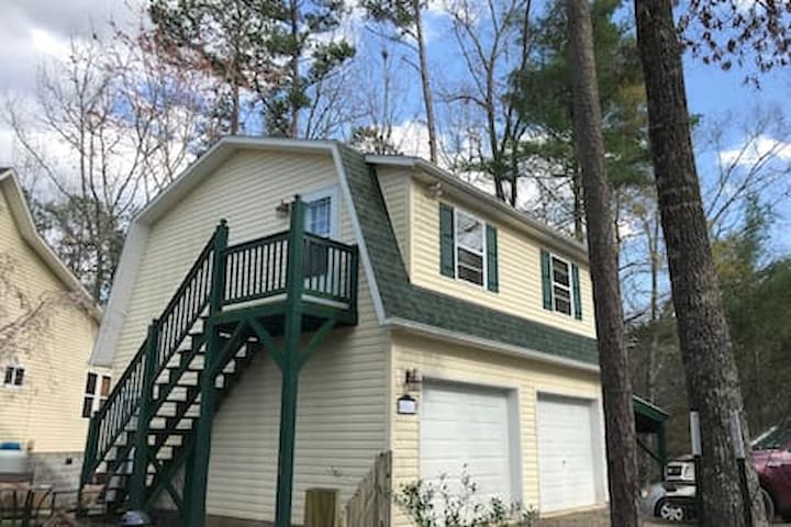 Airbnb 60 Village Rd Vacation Rentals Places To Stay