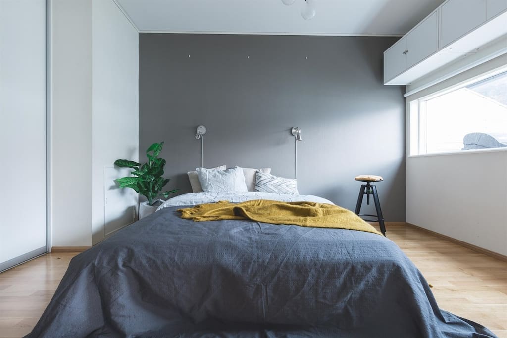 To person bedrom