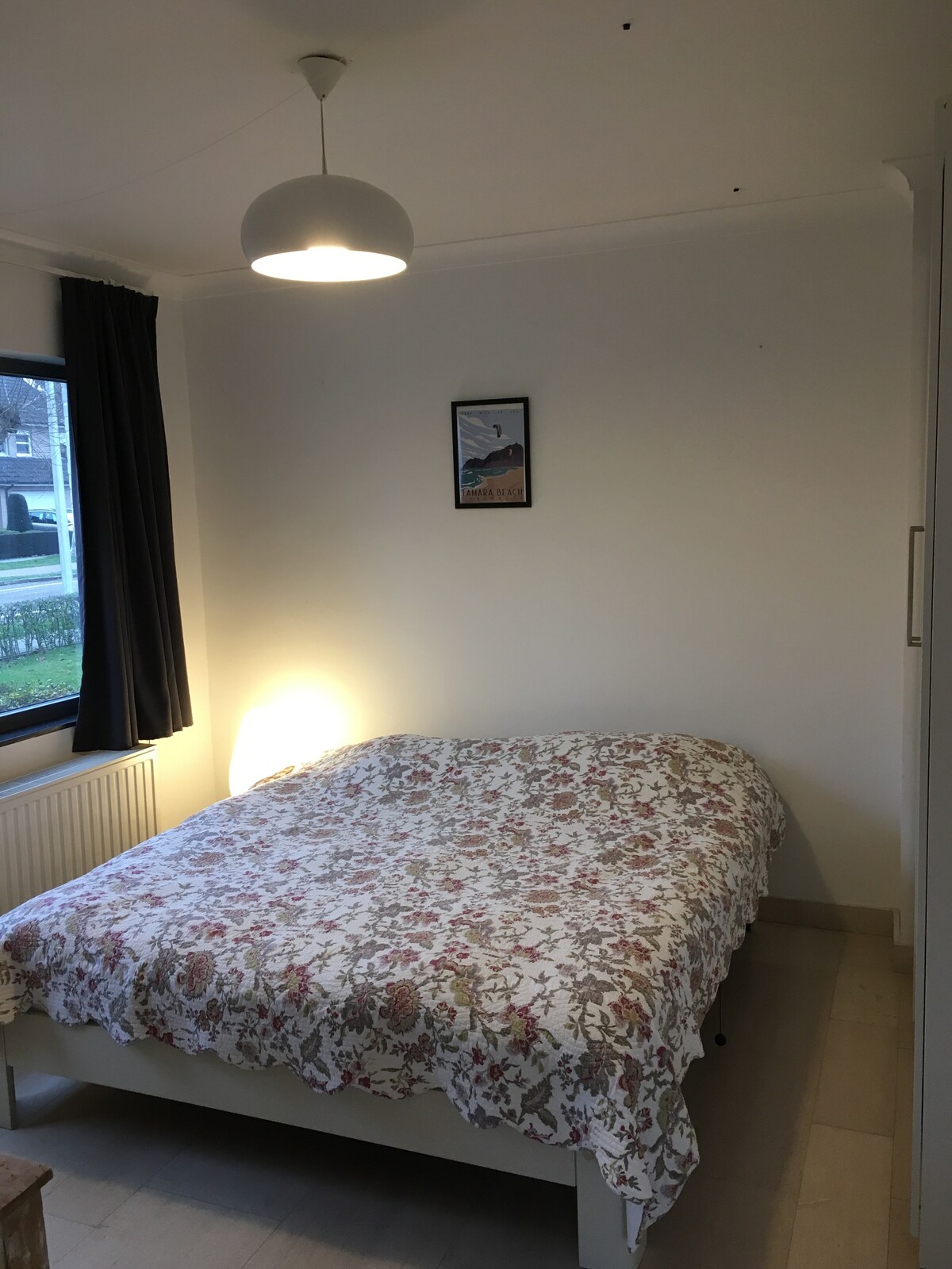 Bedroom downstairs, 2 X mattress 90 cm X 200 cm. 