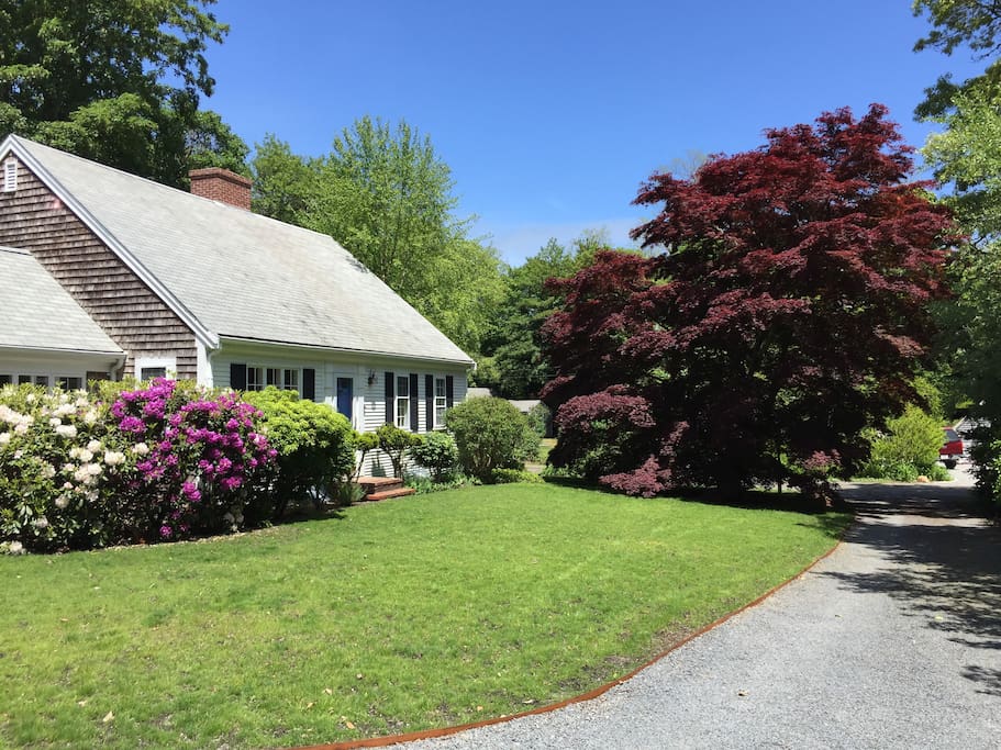 The lovely, five bedroom home with separated master suite is your perfect Cape Cod family vacation getaway.