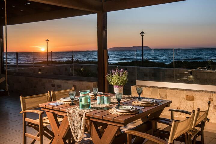 Mare Beach Villa gallery image 4