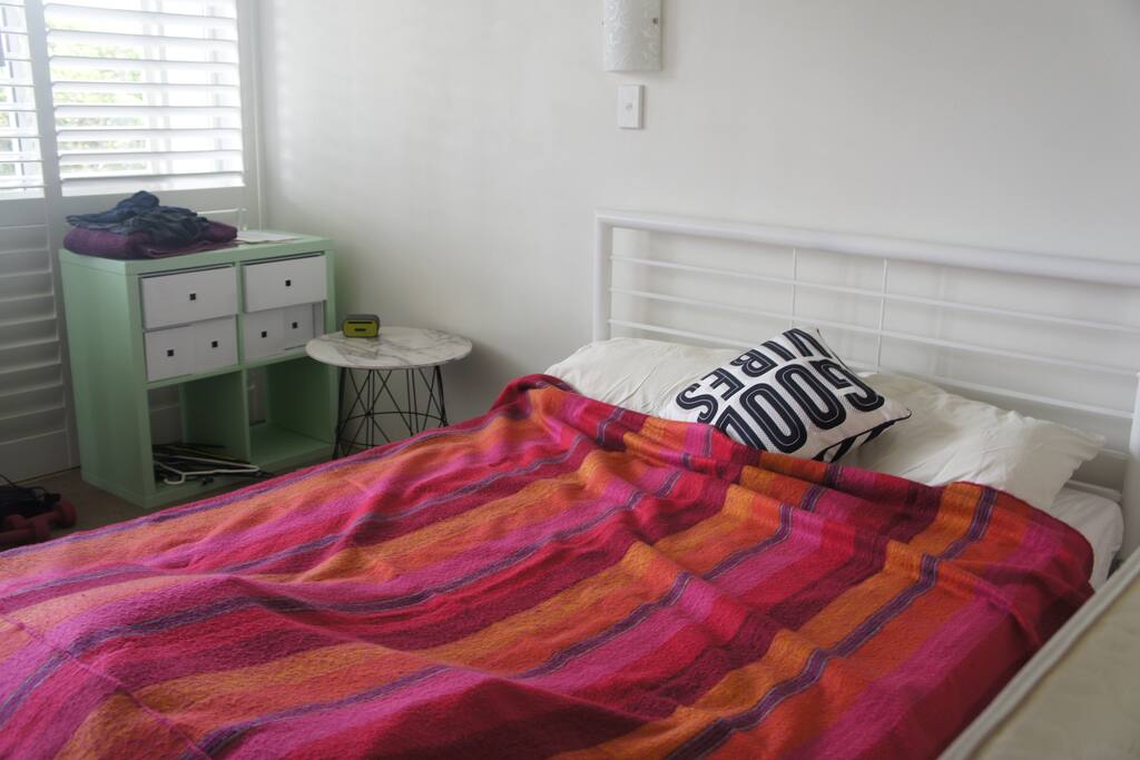 Nice bed
