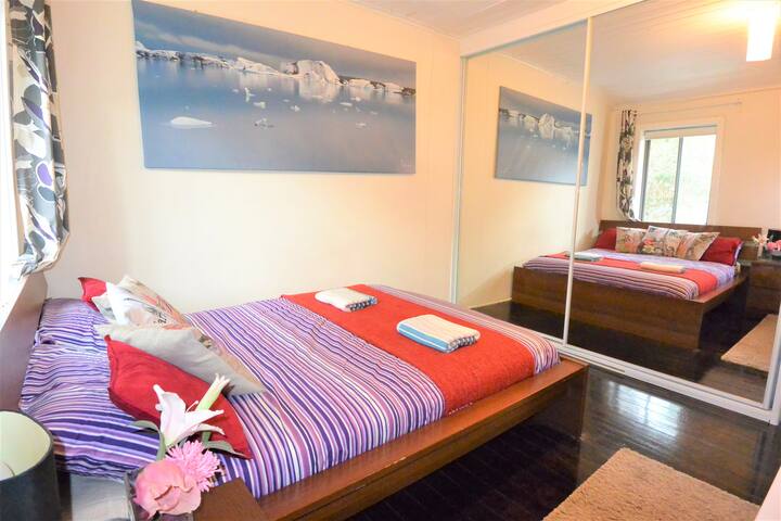 Huge Master Bedroom Central Sydney!