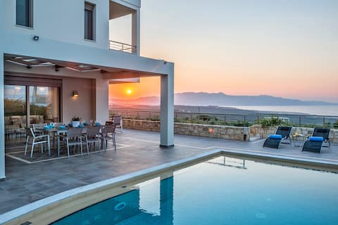 Villa Dioni, 4 BD, 3 BA, private pool