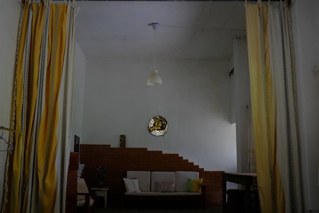 Espacio amplio en la casita/Open space in the bungalow