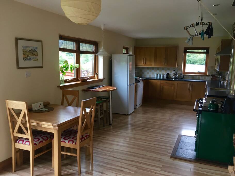 Kitchen/Dining Room