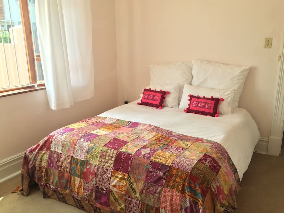 2nd Bedroom, Queen Bed with views of Table Mountain