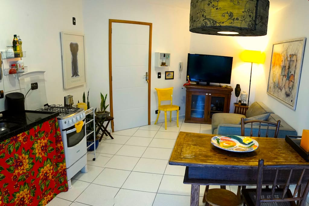 Sala com cozinha integrada