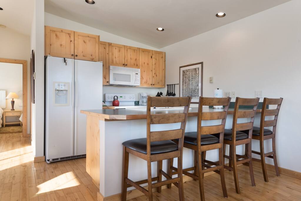 Kitchen with bar seating