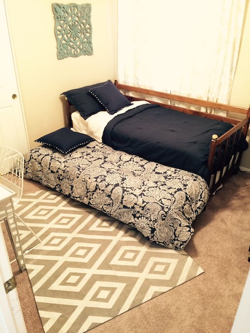 Twin room with optional second bed Room 2 of 2