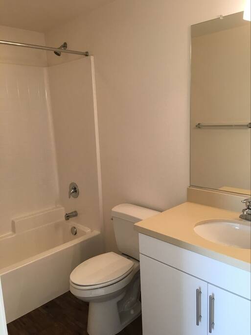 clean bathroom with bathtub