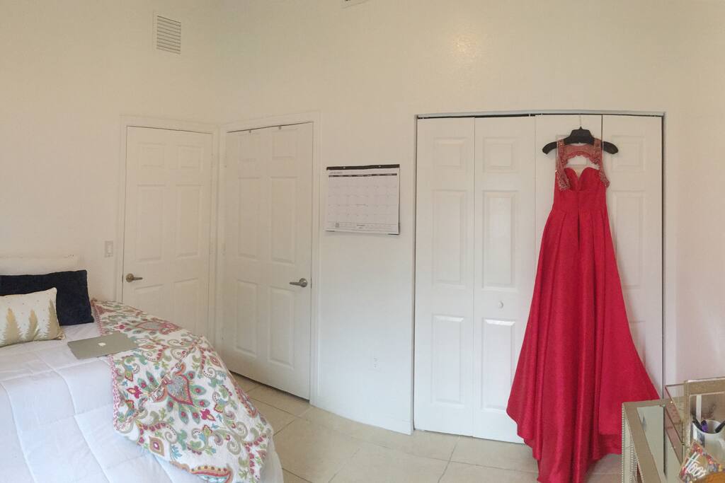 Day Bed can convert into a full bed for two.