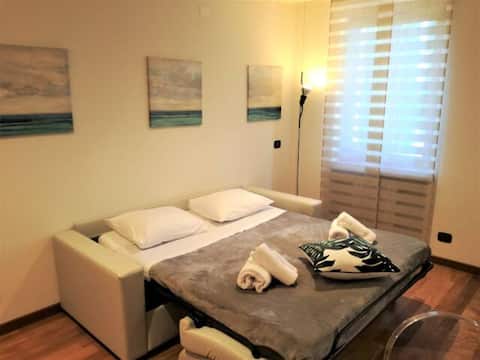 Proprietà Airbnb di successo: Dama del Lago (Il Cipresso): charm, relaxation, lake view a Bardolino