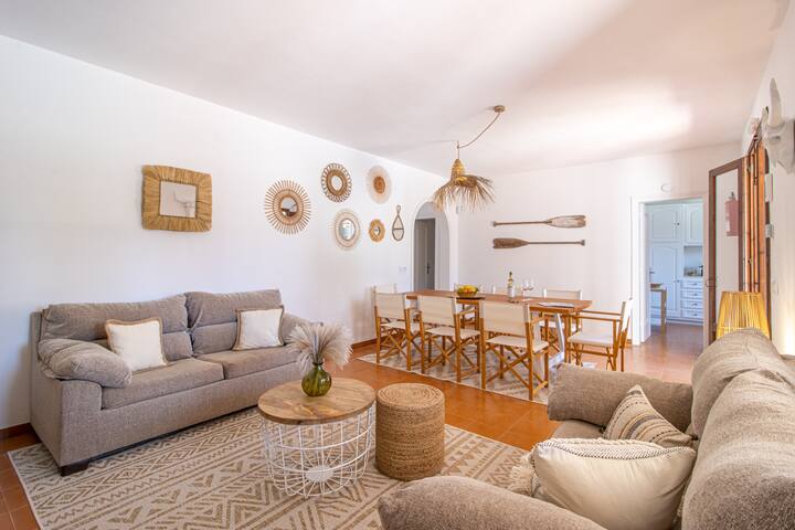 Villa Linda by 3 Villas Menorca gallery image 3