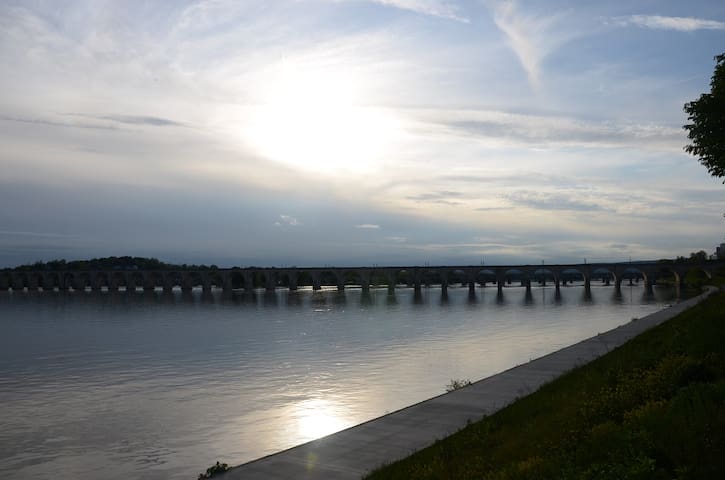 Water front & beautiful sunset views in Harrisburg
