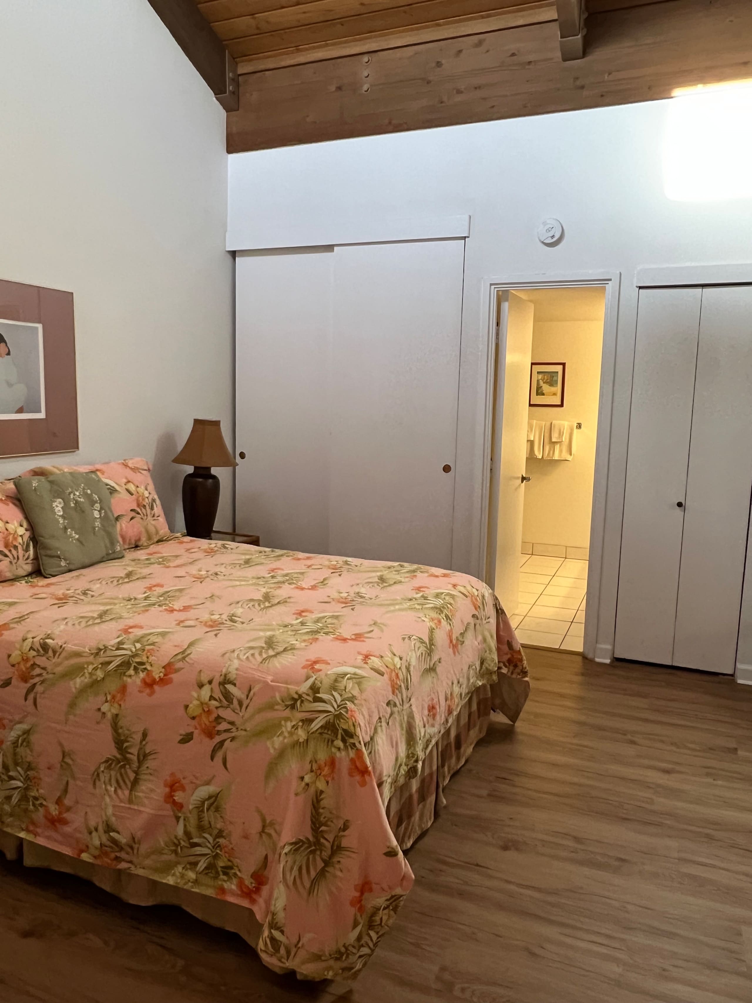 Condo in Kihei · ★4.91 · 2 bedrooms · 4 beds · 2 baths - Image 10